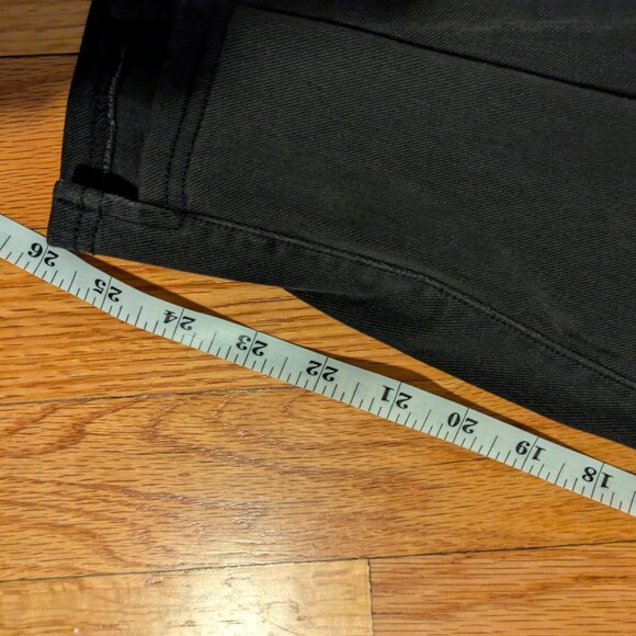 Halara Magic High Waisted Button Zipper Multiple Pockets Straight Leg Jeans - Picture 13 of 14